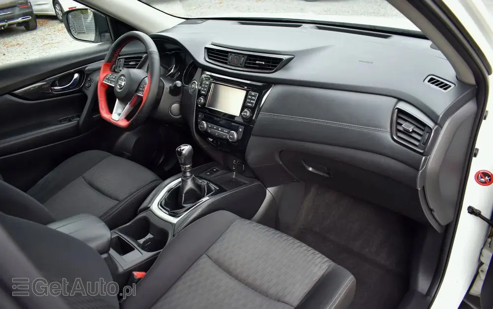 NISSAN X-Trail 1.6 DIG-T Visia