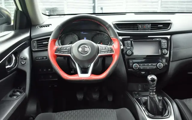 NISSAN X-Trail 1.6 DIG-T Visia