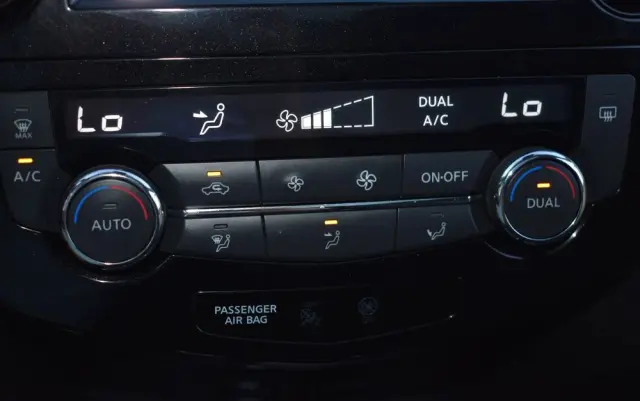 NISSAN X-Trail 1.6 DIG-T Visia