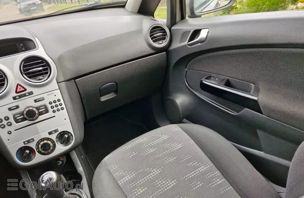 OPEL Corsa 1.4i 16V ECOTEC (90 KM)