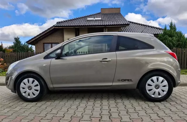 OPEL Corsa 1.4i 16V ECOTEC (90 KM)