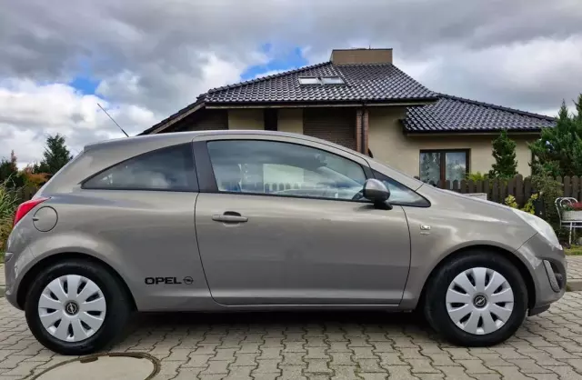 OPEL Corsa 1.4i 16V ECOTEC (90 KM)