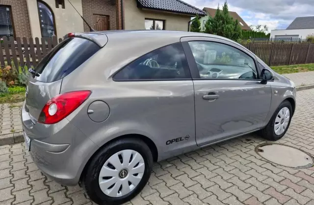 OPEL Corsa 1.4i 16V ECOTEC (90 KM)