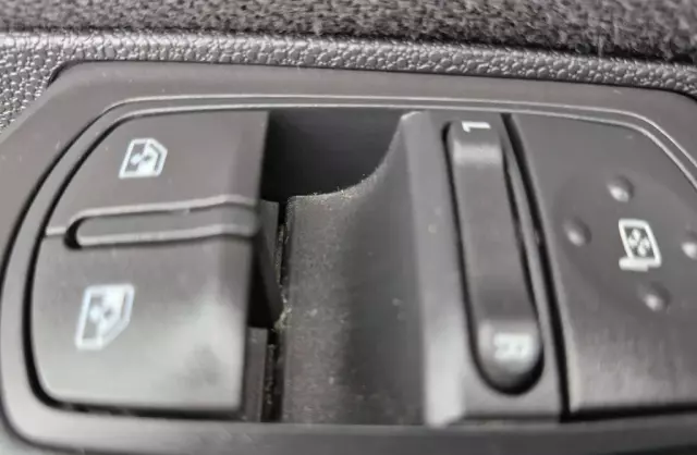 OPEL Corsa 1.4i 16V ECOTEC (90 KM)