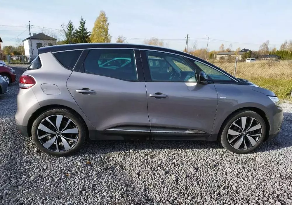 RENAULT Scenic BLUE dCi 120 LIMITED