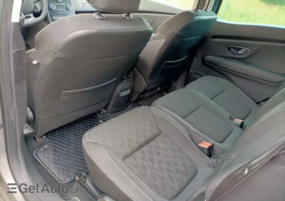 RENAULT Scenic BLUE dCi 120 LIMITED