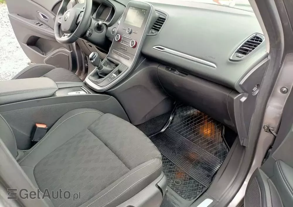 RENAULT Scenic BLUE dCi 120 LIMITED