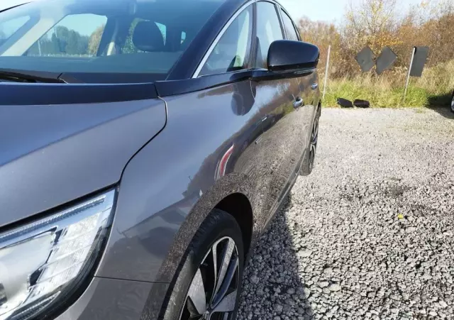 RENAULT Scenic BLUE dCi 120 LIMITED