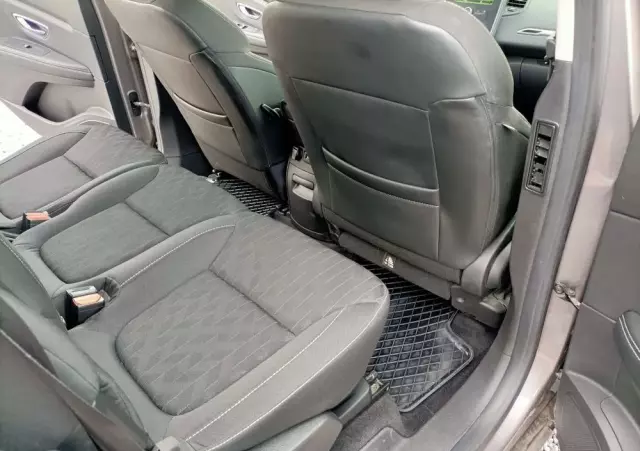 RENAULT Scenic BLUE dCi 120 LIMITED