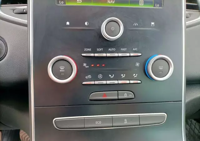 RENAULT Scenic BLUE dCi 120 LIMITED