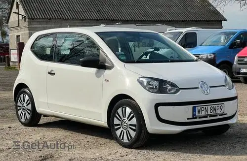 VOLKSWAGEN Up! 