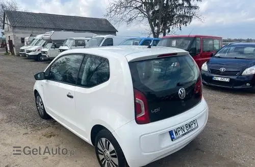 VOLKSWAGEN Up! 