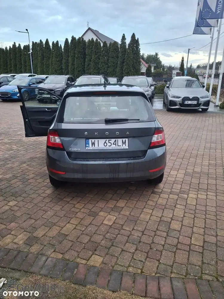 SKODA Fabia 1.0 TSI Ambition