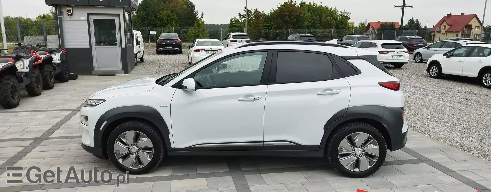 HYUNDAI Kona 39.2 kWh Standard-range (136 KM) Electric