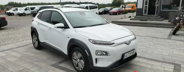 HYUNDAI Kona 39.2 kWh Standard-range (136 KM) Electric