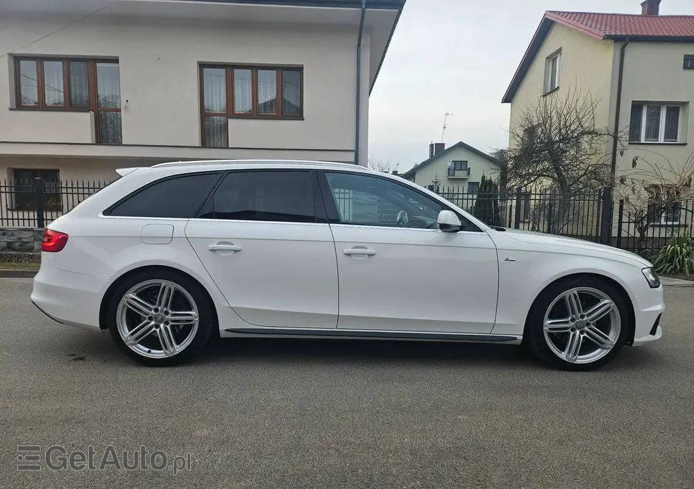 AUDI A4 Avant 2.0 TDI DPF clean diesel multitronic S line Sportpaket