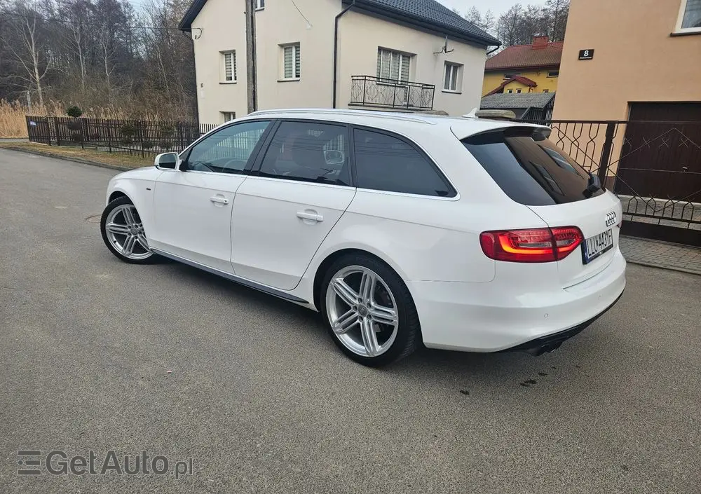 AUDI A4 Avant 2.0 TDI DPF clean diesel multitronic S line Sportpaket