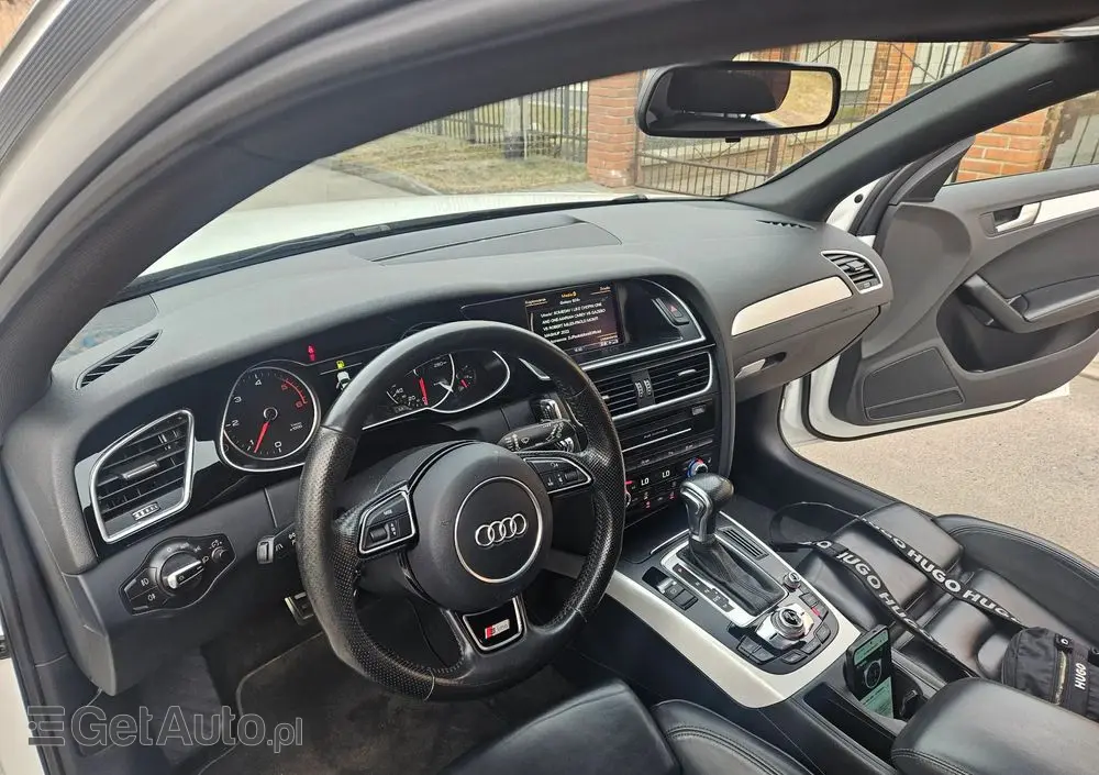 AUDI A4 Avant 2.0 TDI DPF clean diesel multitronic S line Sportpaket