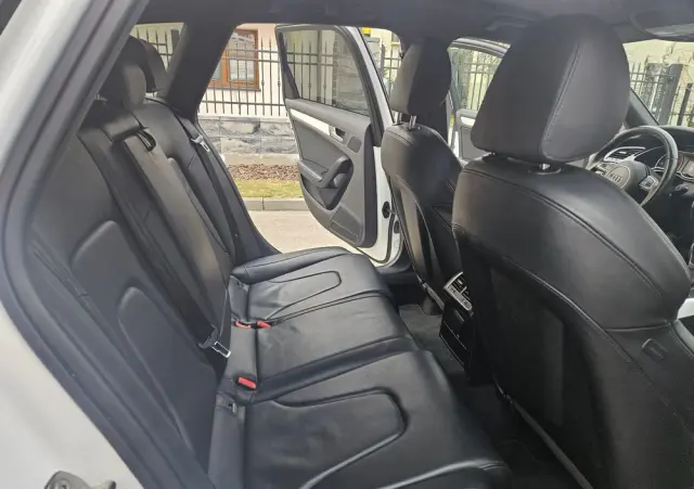 AUDI A4 Avant 2.0 TDI DPF clean diesel multitronic S line Sportpaket