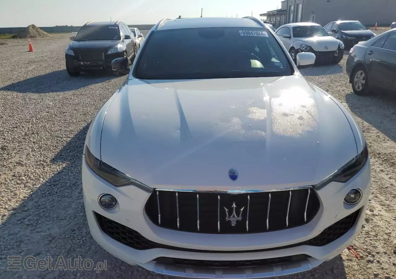 MASERATI Levante  S Essence