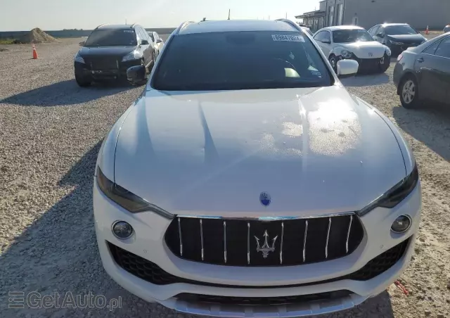 MASERATI Levante  S Essence
