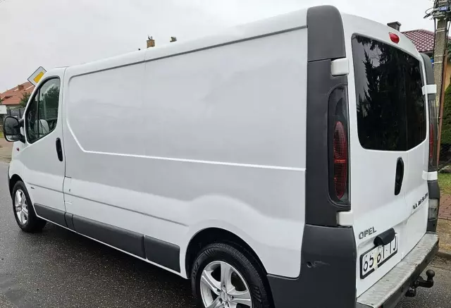 OPEL Vivaro 