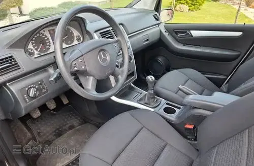 MERCEDES-BENZ Klasa B 