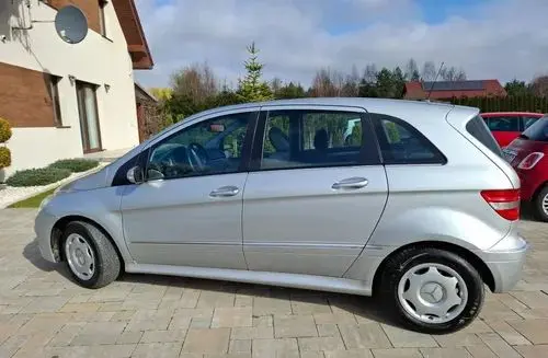 MERCEDES-BENZ Klasa B 