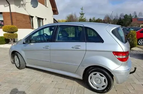MERCEDES-BENZ Klasa B 