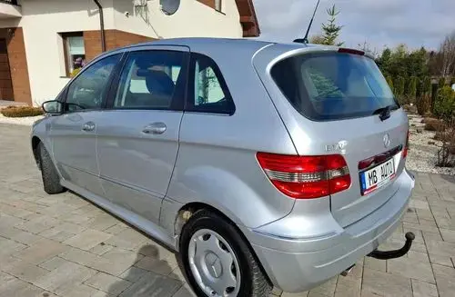 MERCEDES-BENZ Klasa B 
