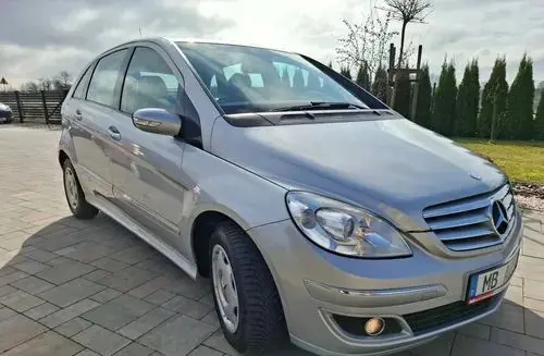 MERCEDES-BENZ Klasa B 