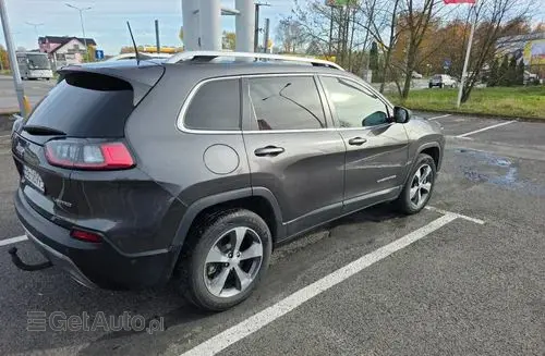 JEEP Cherokee 