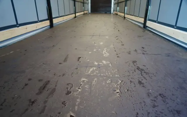 KASSBOHRER FIRANKA / MEGA / DACH PODNOSZONY / LOW DECK / 2021 