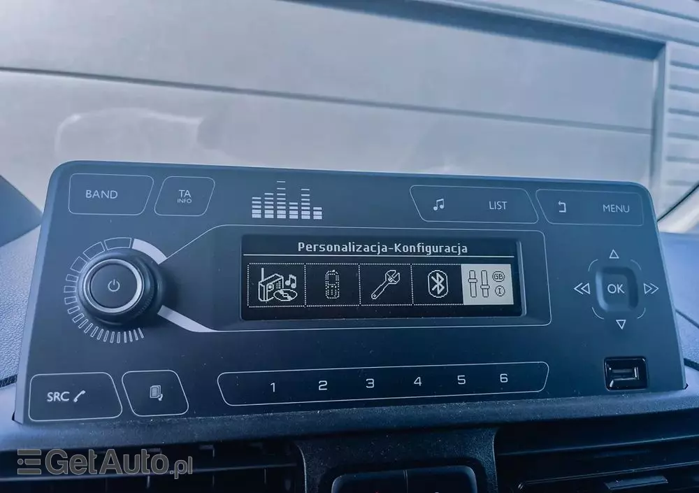 PEUGEOT Partner 1.5 BlueHDi MR`19 E6.2 2.4t 