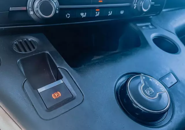 PEUGEOT Partner 1.5 BlueHDi MR`19 E6.2 2.4t 