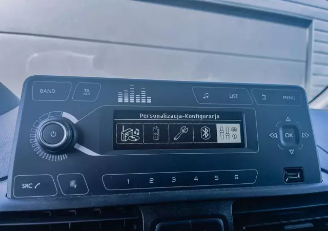 PEUGEOT Partner 1.5 BlueHDi MR`19 E6.2 2.4t 