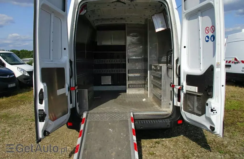 RENAULT Master 