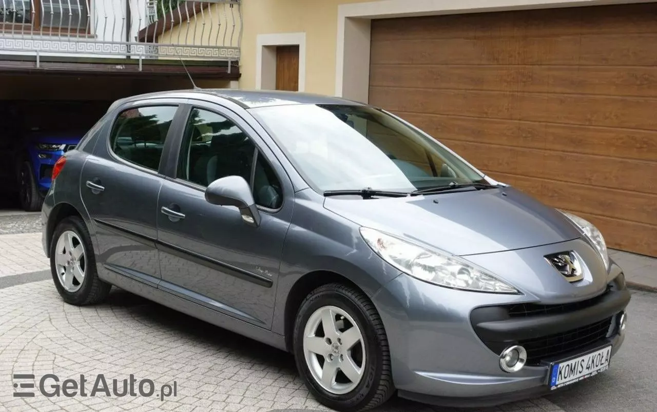 PEUGEOT 207 