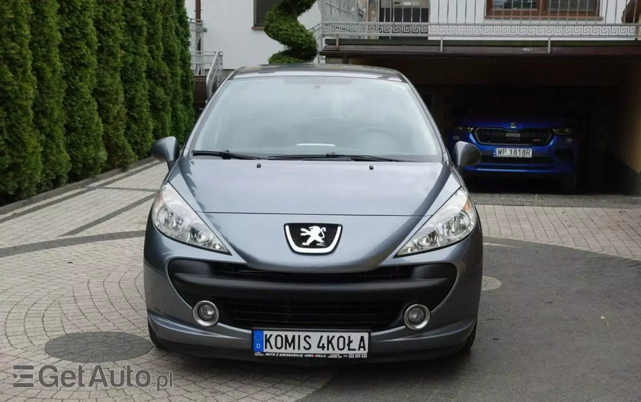 PEUGEOT 207 