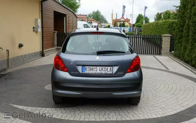 PEUGEOT 207 