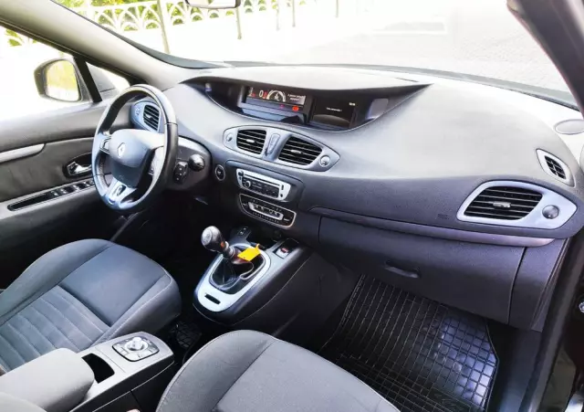 RENAULT Grand Scenic ENERGY dCi 110 INTENS