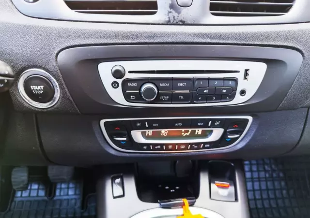 RENAULT Grand Scenic ENERGY dCi 110 INTENS