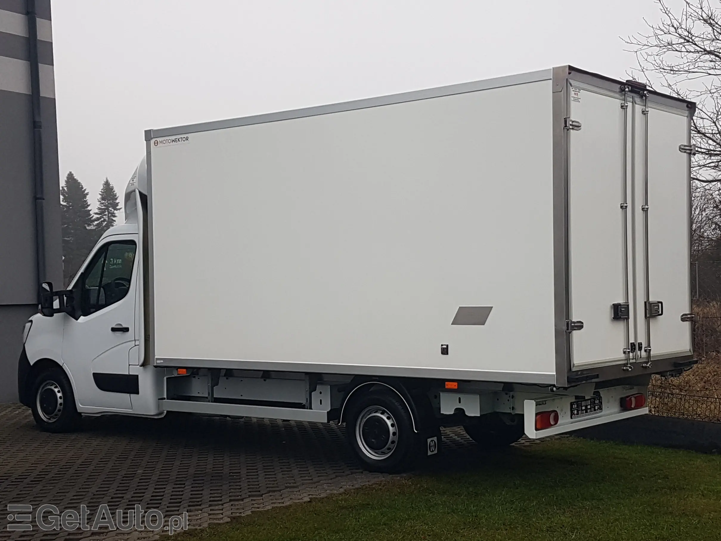 RENAULT MASTER 8EP CHŁODNIA MROŹNIA  4,22x2,10x2,01 IZOTERMA AGREGAT THERMO KING V-500 MAX