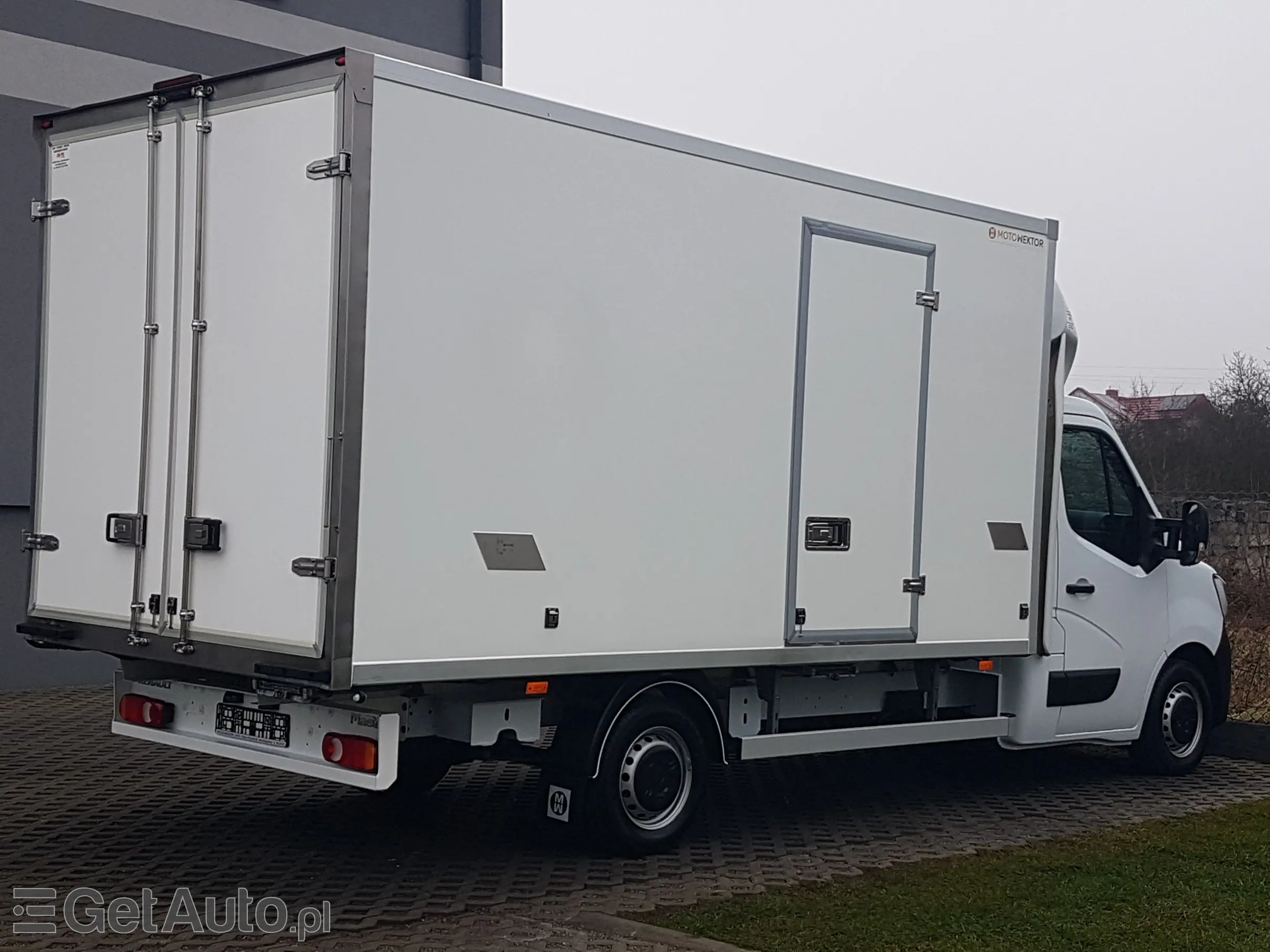 RENAULT MASTER 8EP CHŁODNIA MROŹNIA  4,22x2,10x2,01 IZOTERMA AGREGAT THERMO KING V-500 MAX