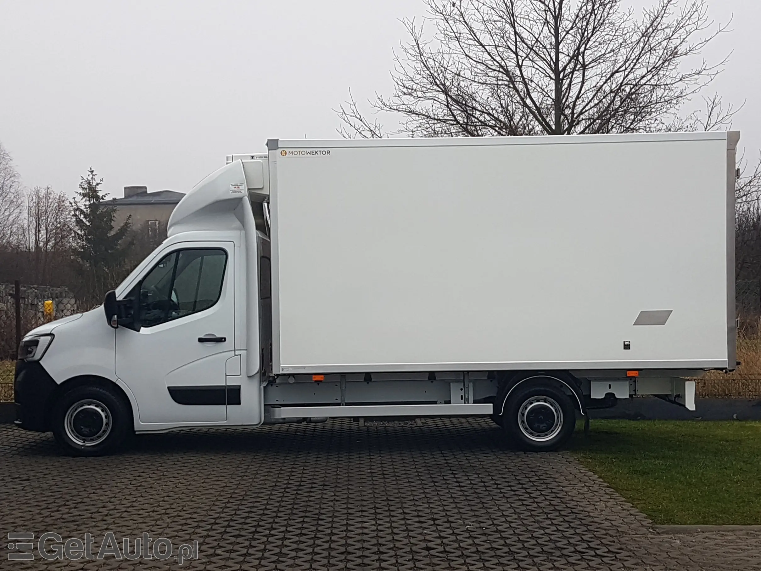 RENAULT MASTER 8EP CHŁODNIA MROŹNIA  4,22x2,10x2,01 IZOTERMA AGREGAT THERMO KING V-500 MAX