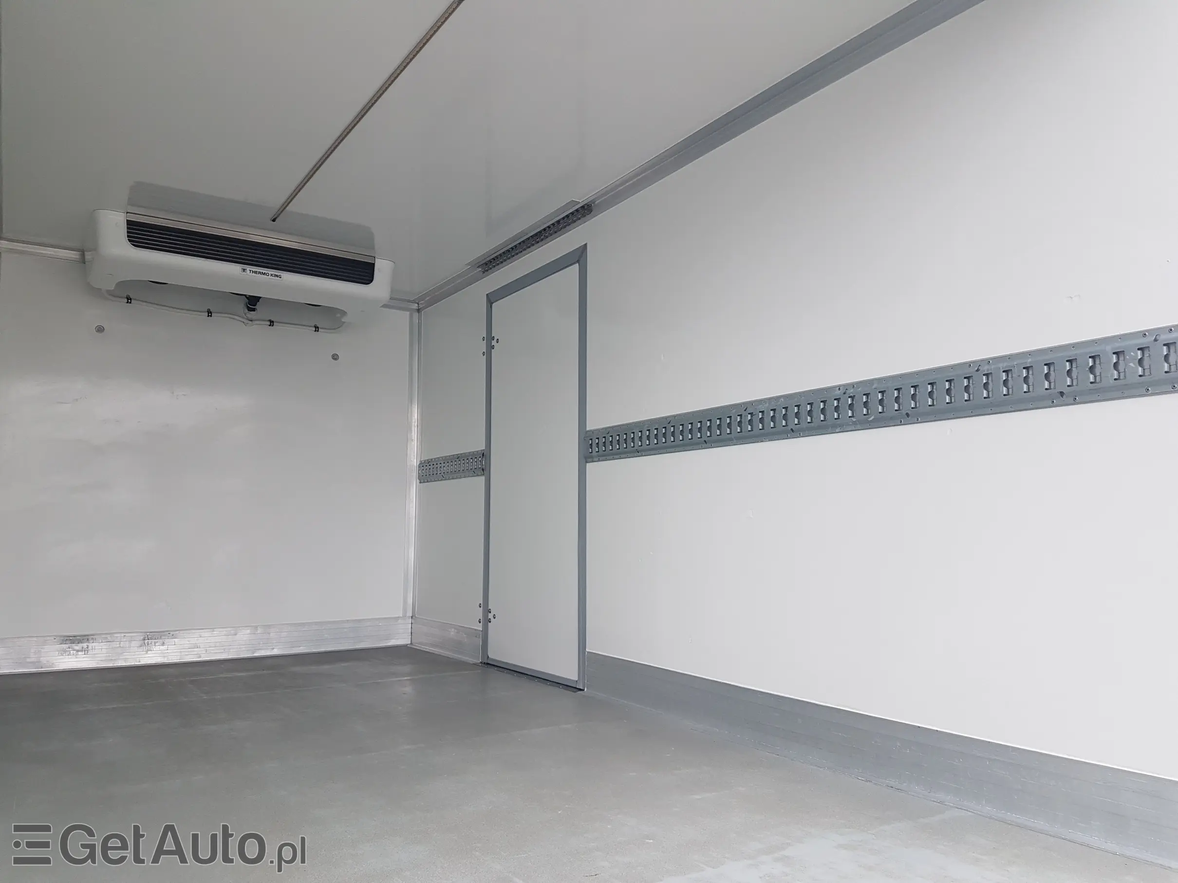 RENAULT MASTER 8EP CHŁODNIA MROŹNIA  4,22x2,10x2,01 IZOTERMA AGREGAT THERMO KING V-500 MAX