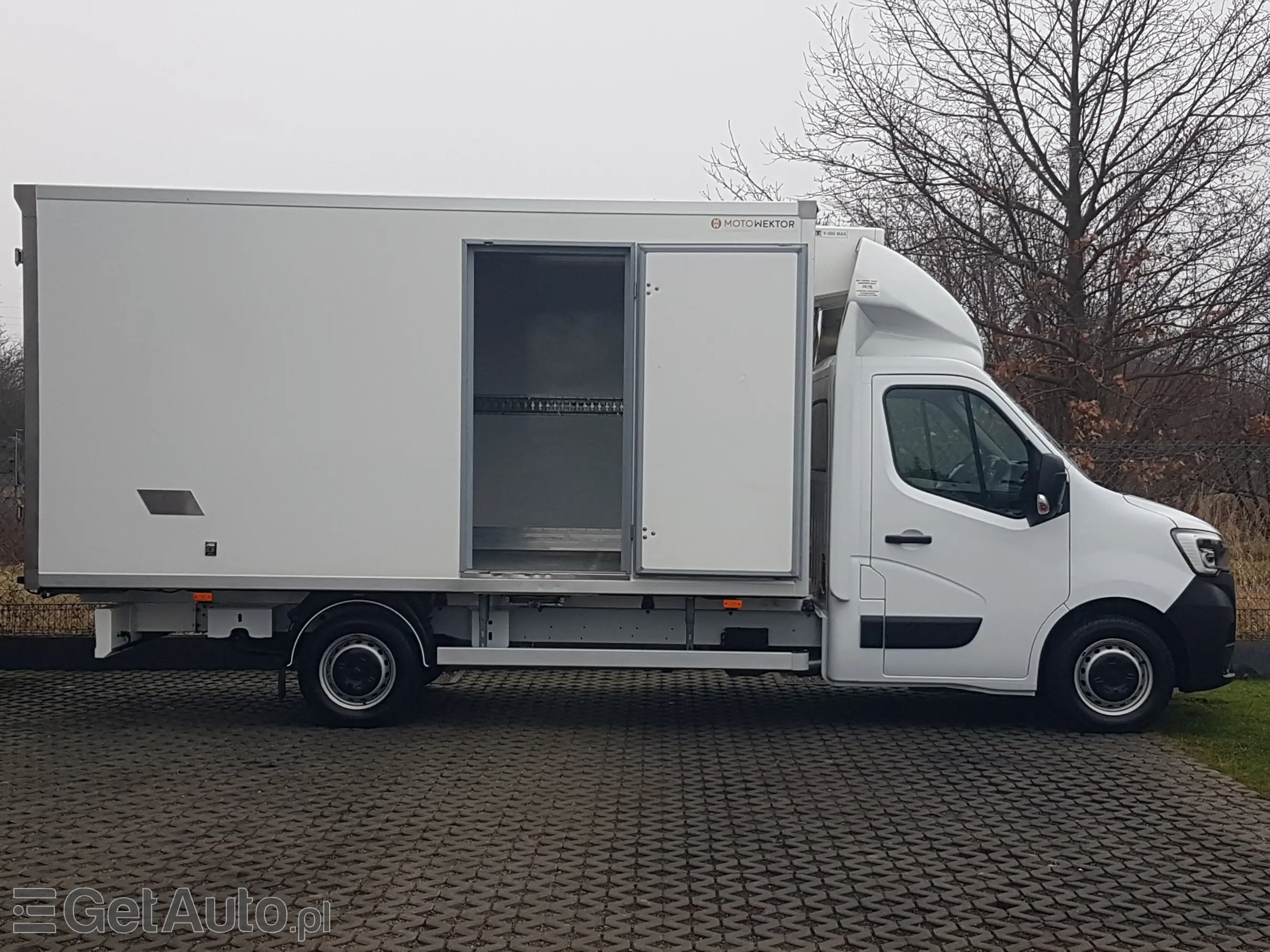 RENAULT MASTER 8EP CHŁODNIA MROŹNIA  4,22x2,10x2,01 IZOTERMA AGREGAT THERMO KING V-500 MAX