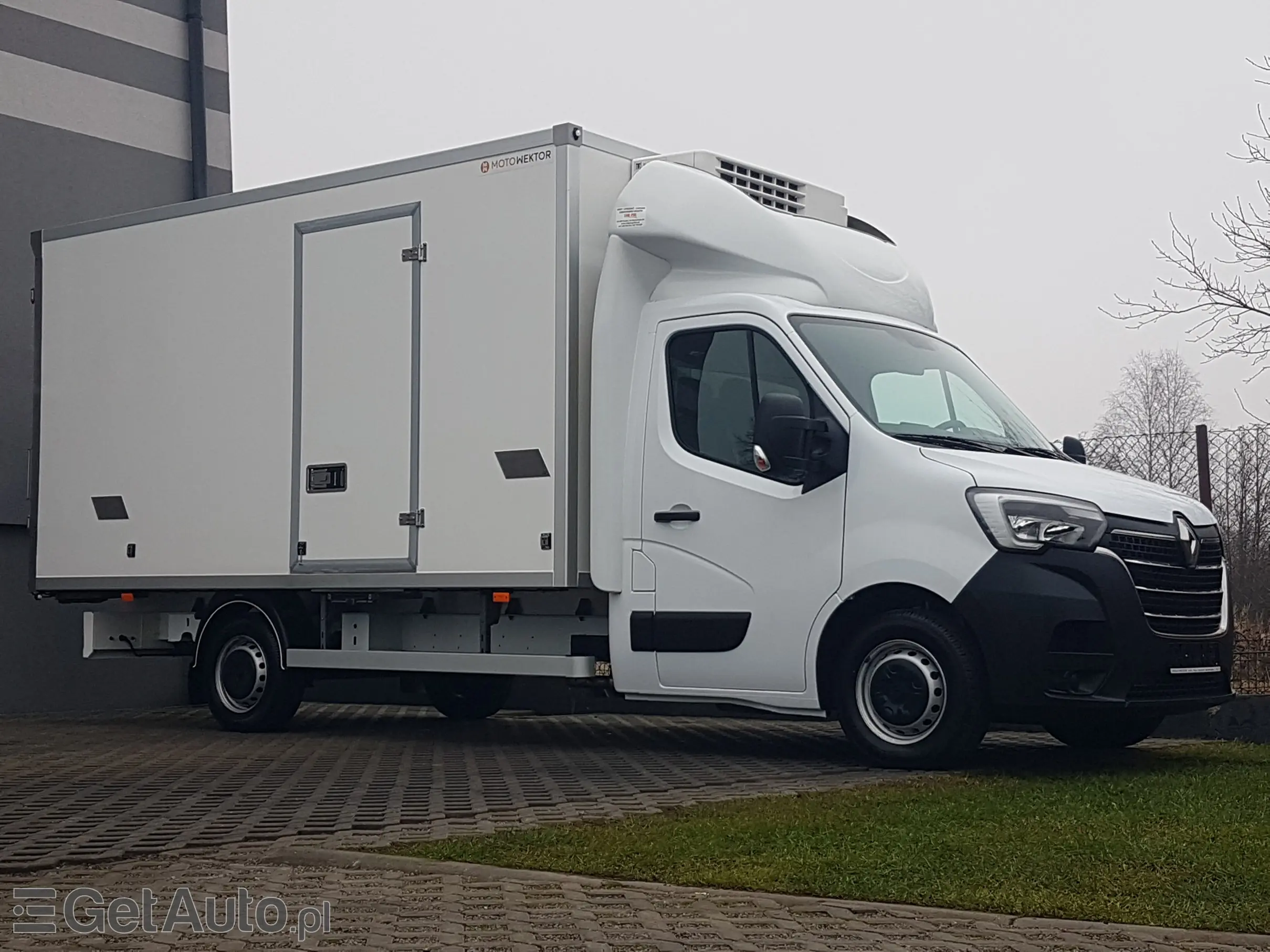 RENAULT MASTER 8EP CHŁODNIA MROŹNIA  4,22x2,10x2,01 IZOTERMA AGREGAT THERMO KING V-500 MAX