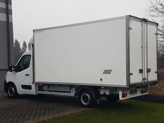 RENAULT MASTER 8EP CHŁODNIA MROŹNIA  4,22x2,10x2,01 IZOTERMA AGREGAT THERMO KING V-500 MAX