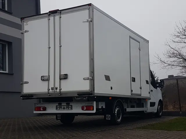 RENAULT MASTER 8EP CHŁODNIA MROŹNIA  4,22x2,10x2,01 IZOTERMA AGREGAT THERMO KING V-500 MAX